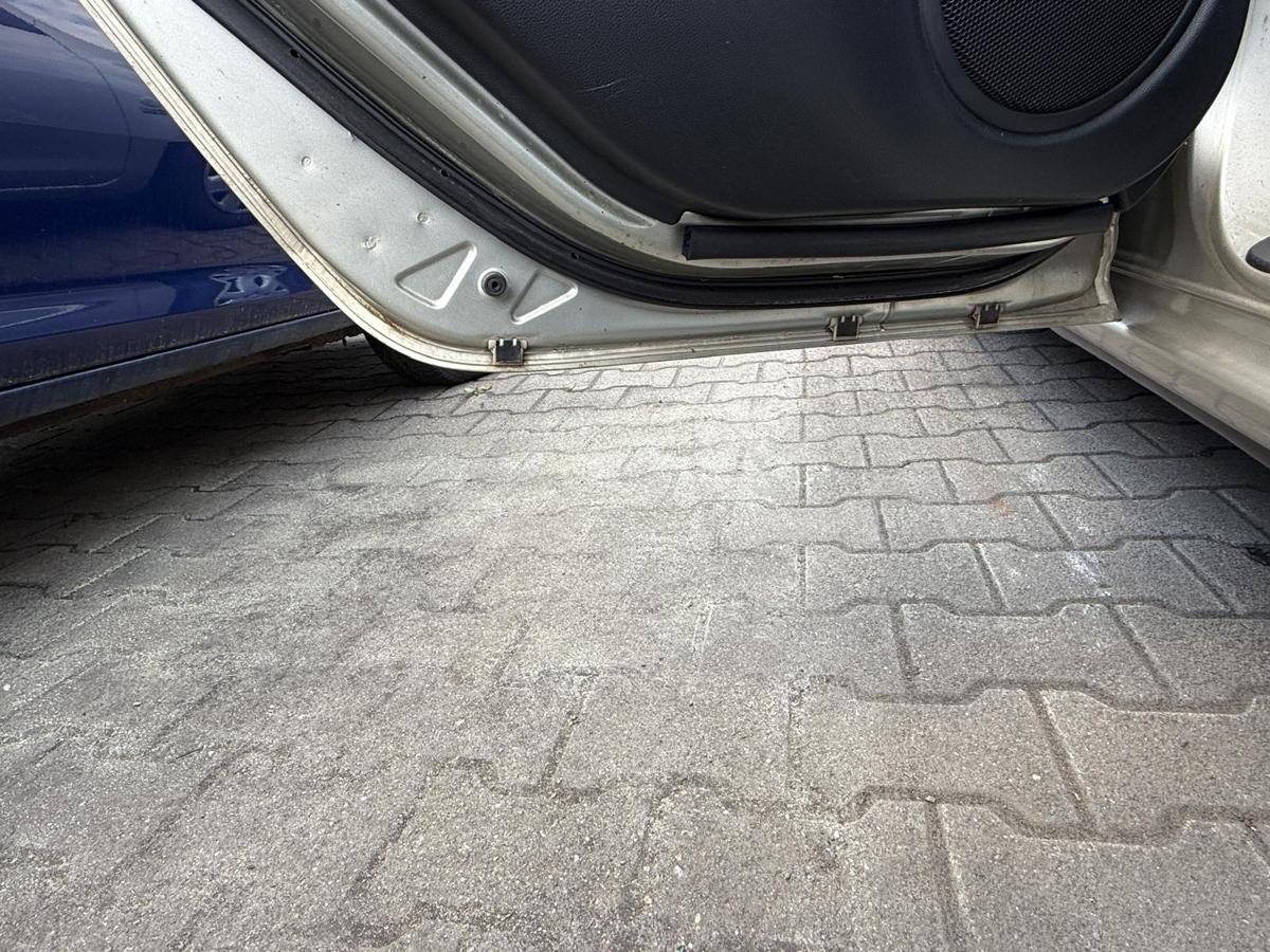 Mazda 3 BK original Tür hinten links 24E Sparkling Silver Fließheck Rohbau BJ05